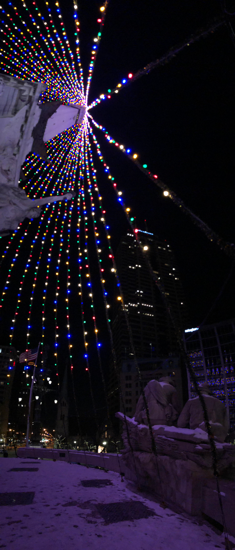 Downtown Indianapolis, Soldiers and Sailors Monument